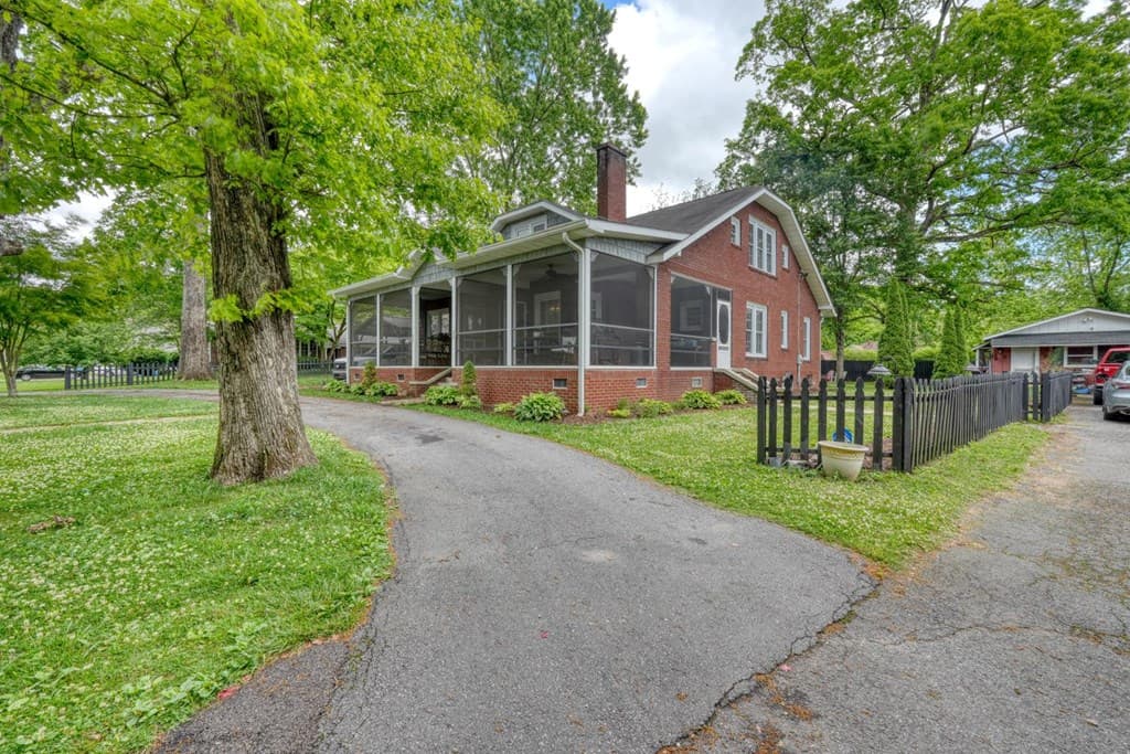 32 Aquone Road, Andrews NC 28901 - Photo