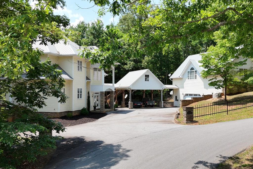 30 Berrong Drive, Hayesville NC 28904 - Photo