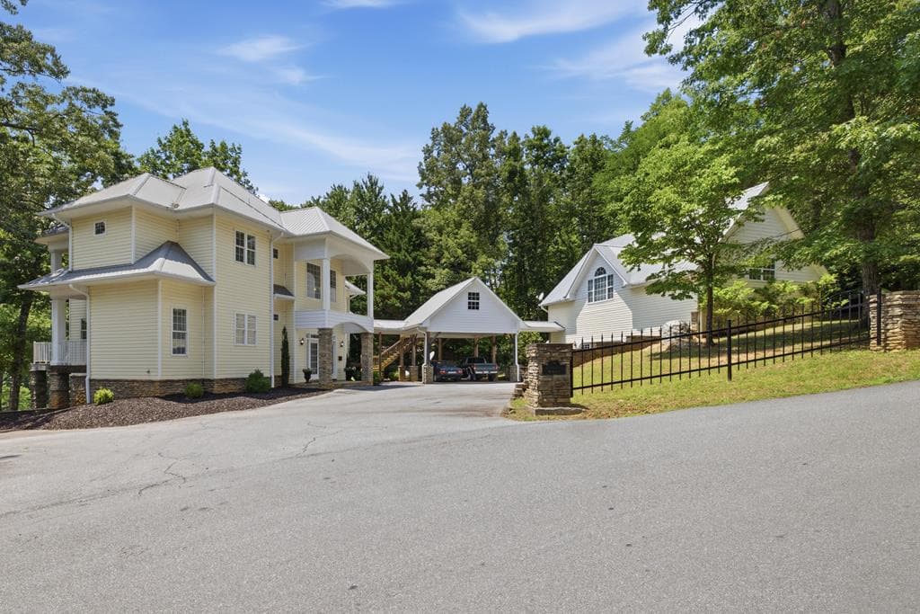 30 Berrong Drive, Hayesville NC 28904 - Photo