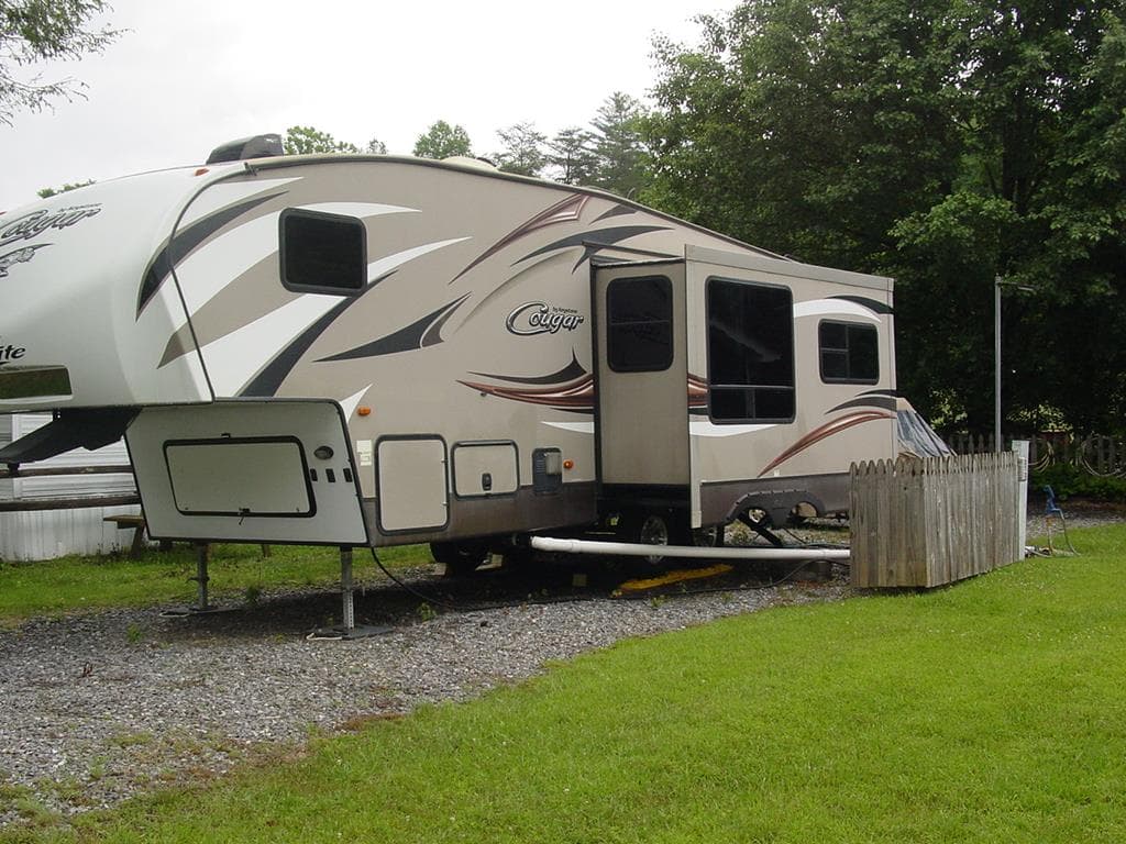 4358 Riverbank Run, Hiawassee GA 30546 - Primary photo
