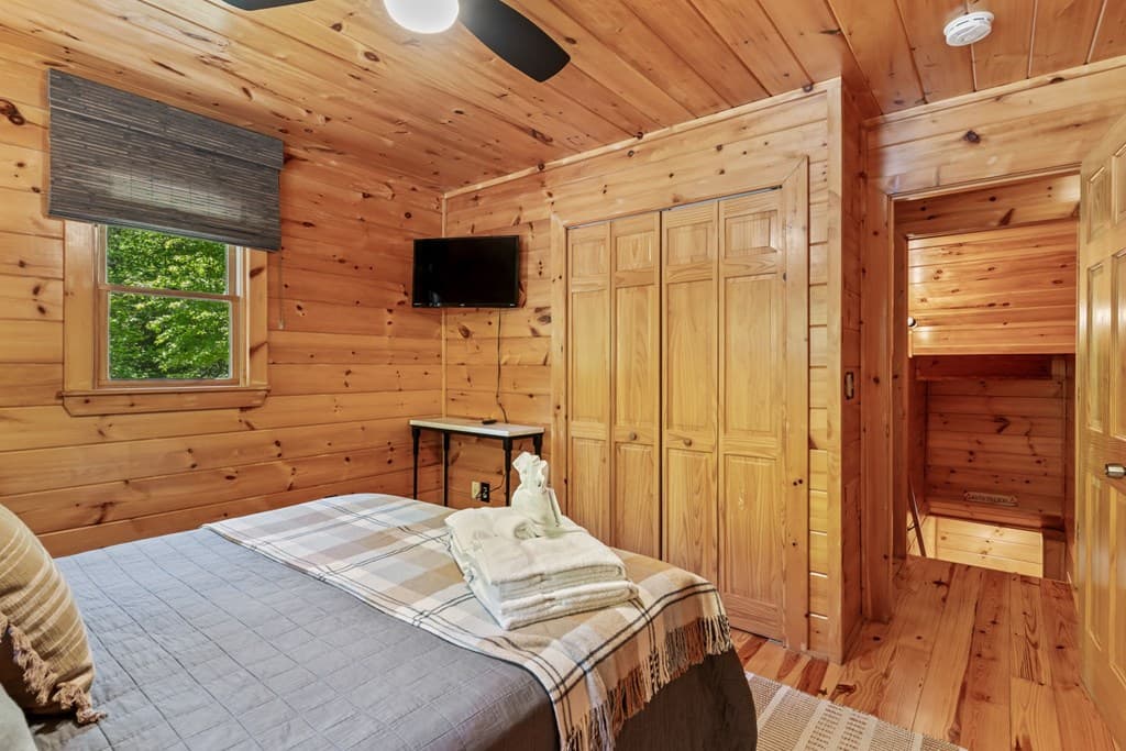 229 Old Mill Pond Road, Mineral Bluff GA 30559 - Photo