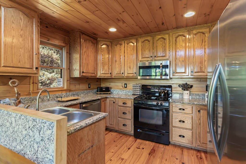 229 Old Mill Pond Road, Mineral Bluff GA 30559 - Photo