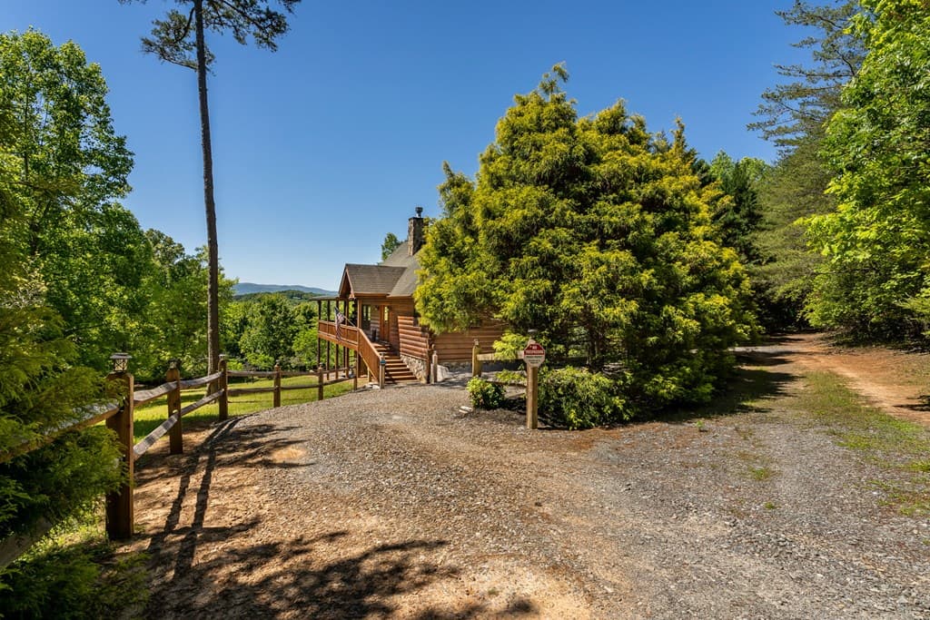 229 Old Mill Pond Road, Mineral Bluff GA 30559 - Photo