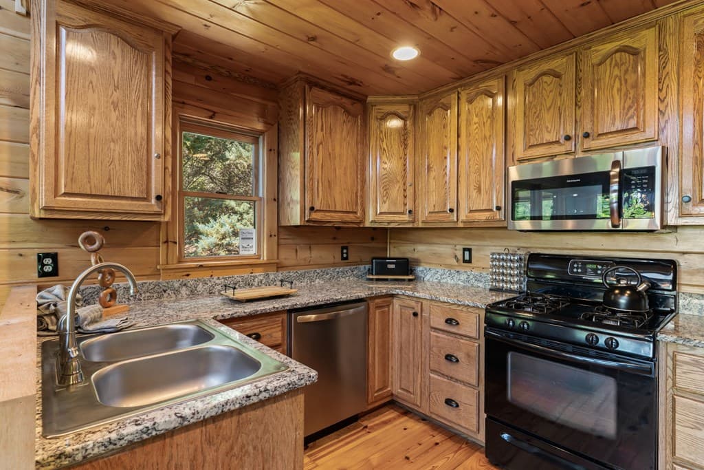 229 Old Mill Pond Road, Mineral Bluff GA 30559 - Photo