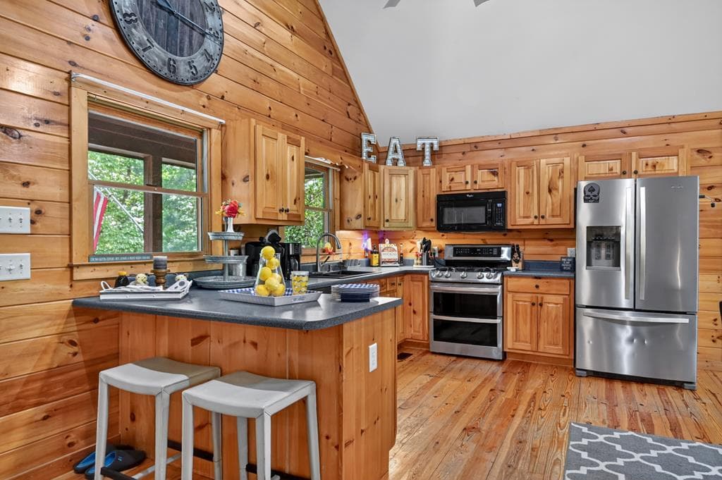 141 Gallery Court, Ellijay GA 30540 - Photo