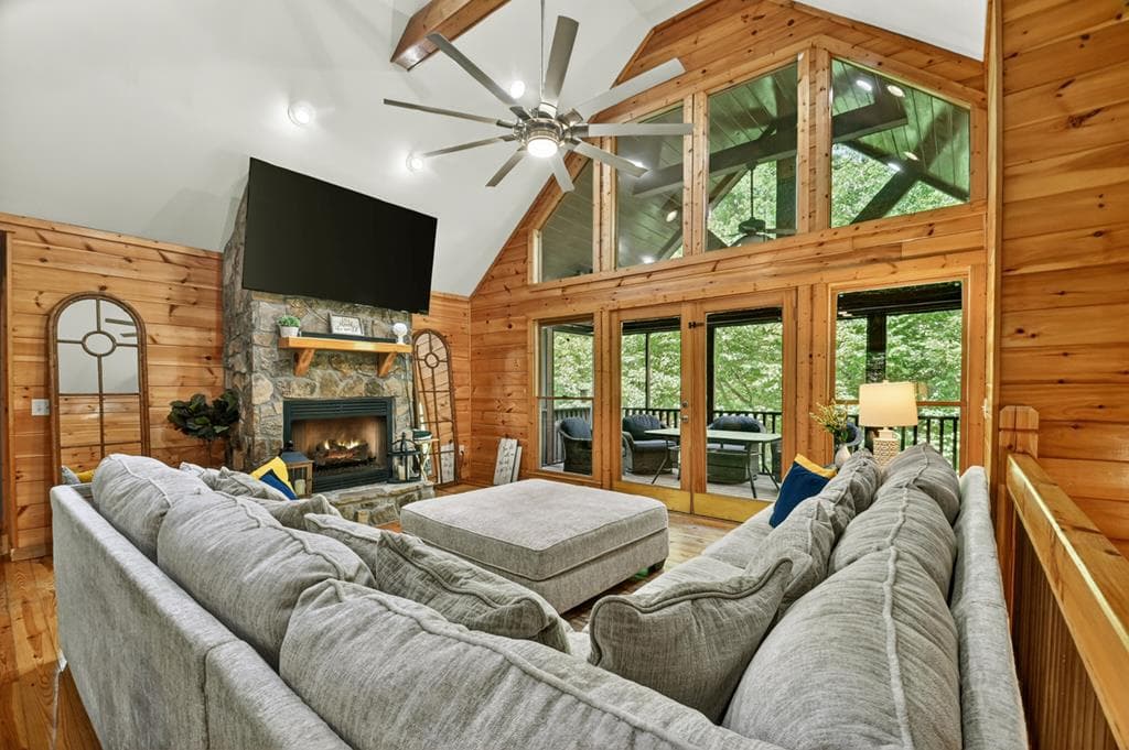 141 Gallery Court, Ellijay GA 30540 - Photo