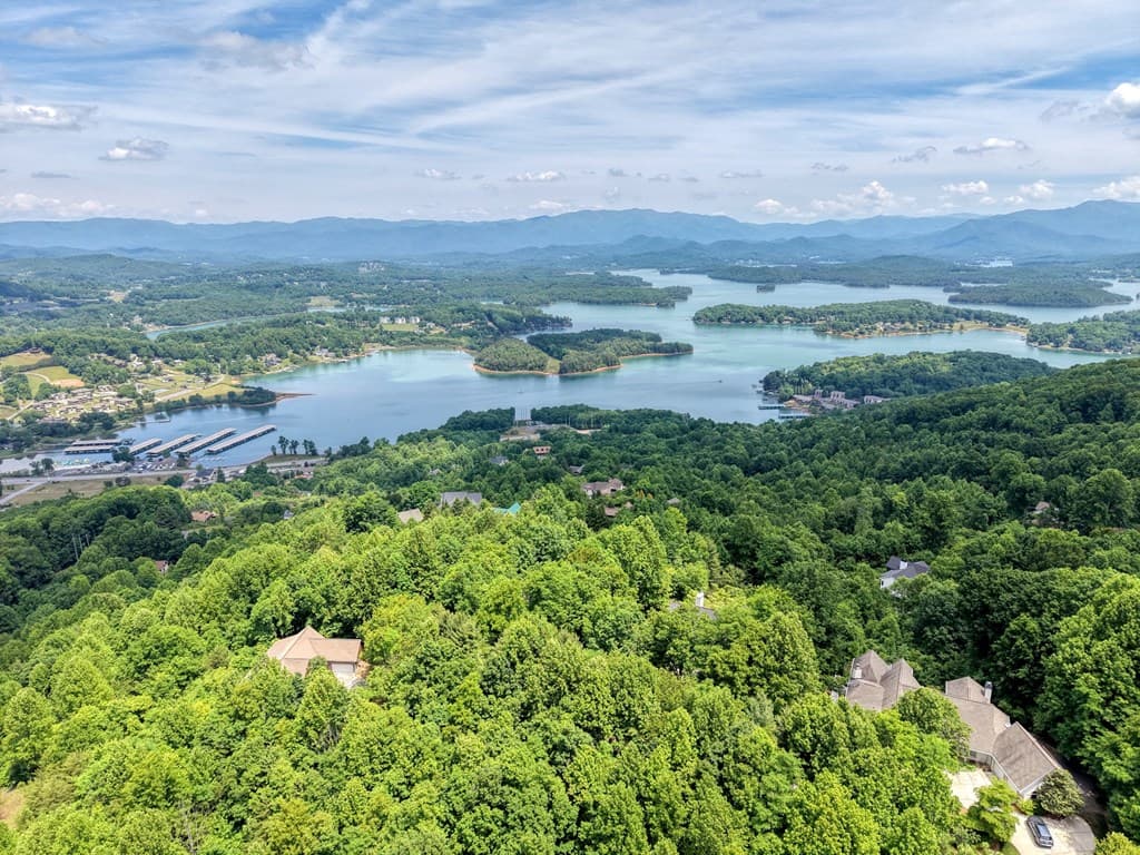 860 Ramey Mountain Road, Hiawassee GA 30546 - Photo