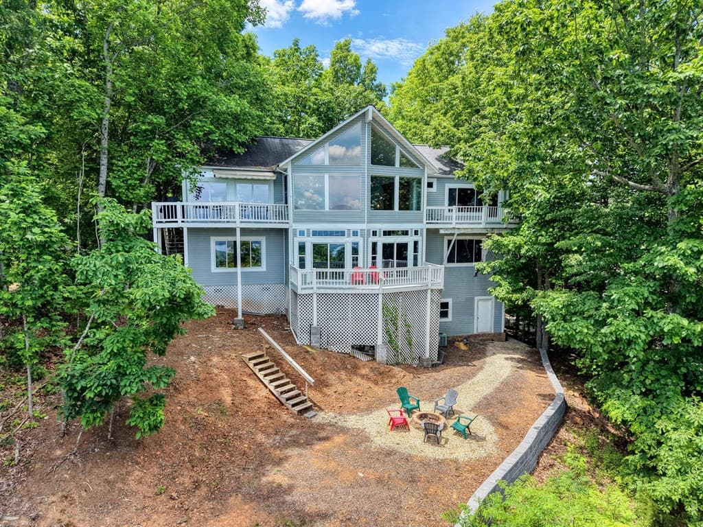 860 Ramey Mountain Road, Hiawassee GA 30546 - Photo