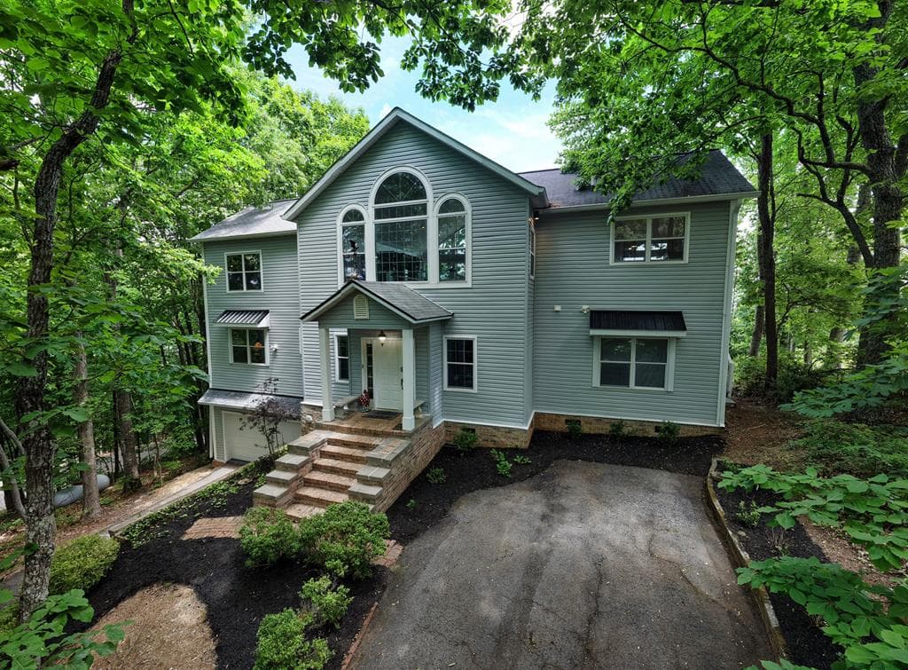860 Ramey Mountain Road, Hiawassee GA 30546 - Primary photo