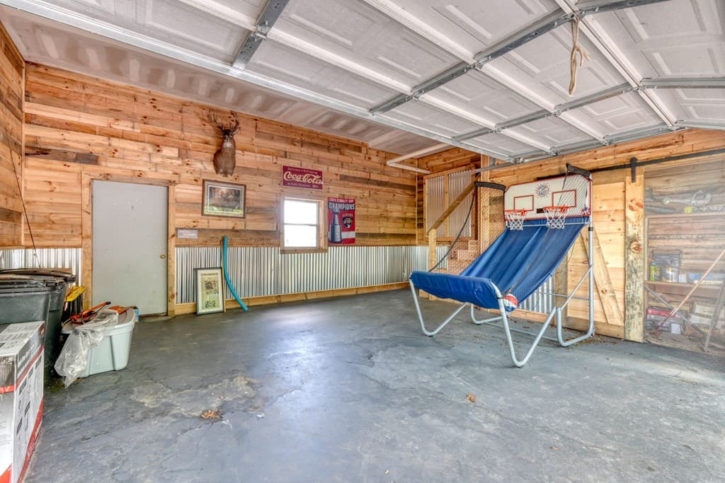 860 Ramey Mountain Road, Hiawassee GA 30546 - Photo