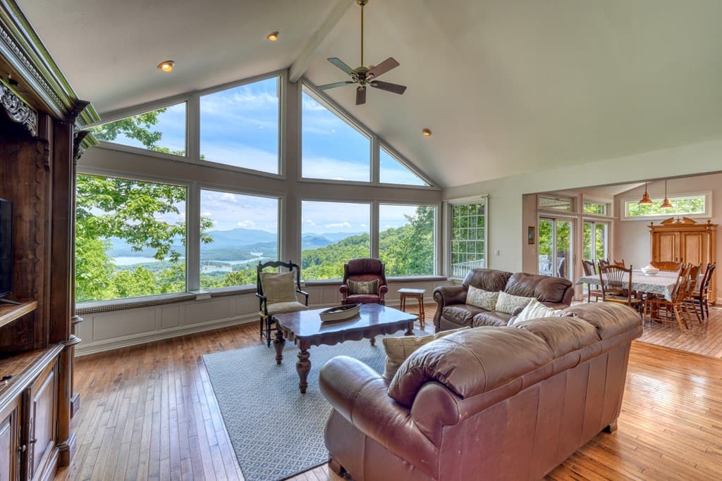 860 Ramey Mountain Road, Hiawassee GA 30546 - Photo