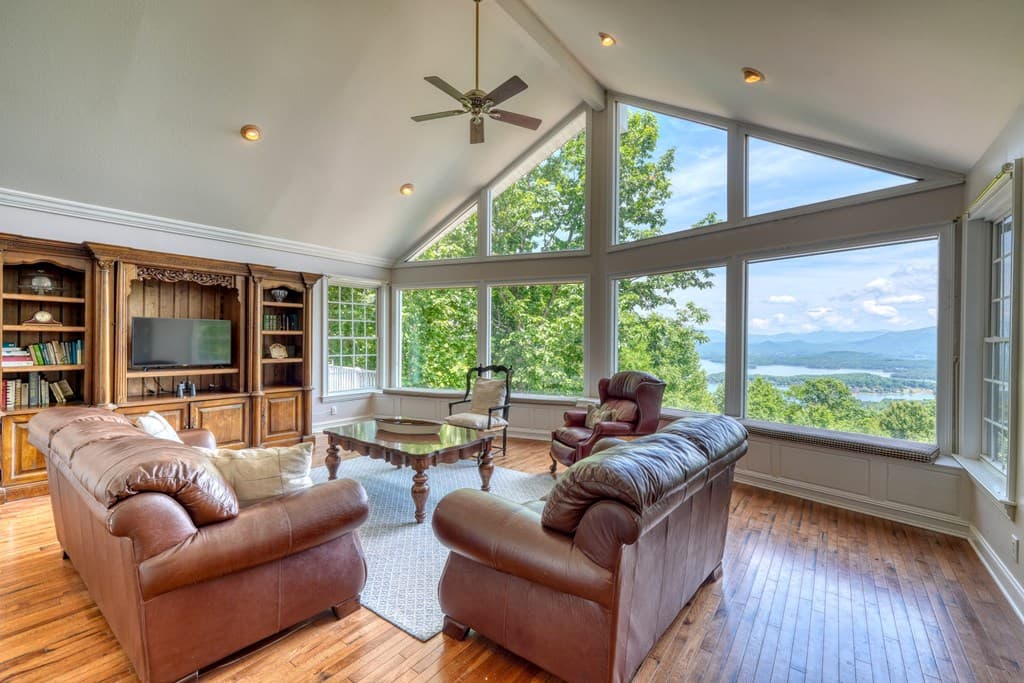 860 Ramey Mountain Road, Hiawassee GA 30546 - Photo