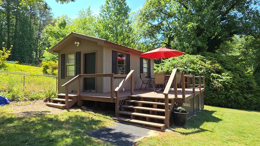 1693 Chatuge Shores, Hiawassee GA 30546 - Photo