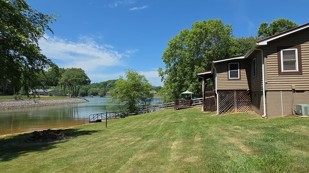 1693 Chatuge Shores, Hiawassee GA 30546 - Photo
