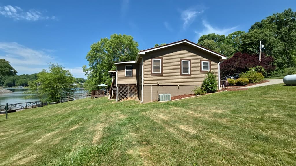 1693 Chatuge Shores, Hiawassee GA 30546 - Photo