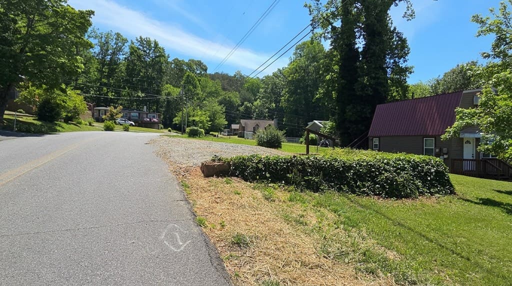 1693 Chatuge Shores, Hiawassee GA 30546 - Photo