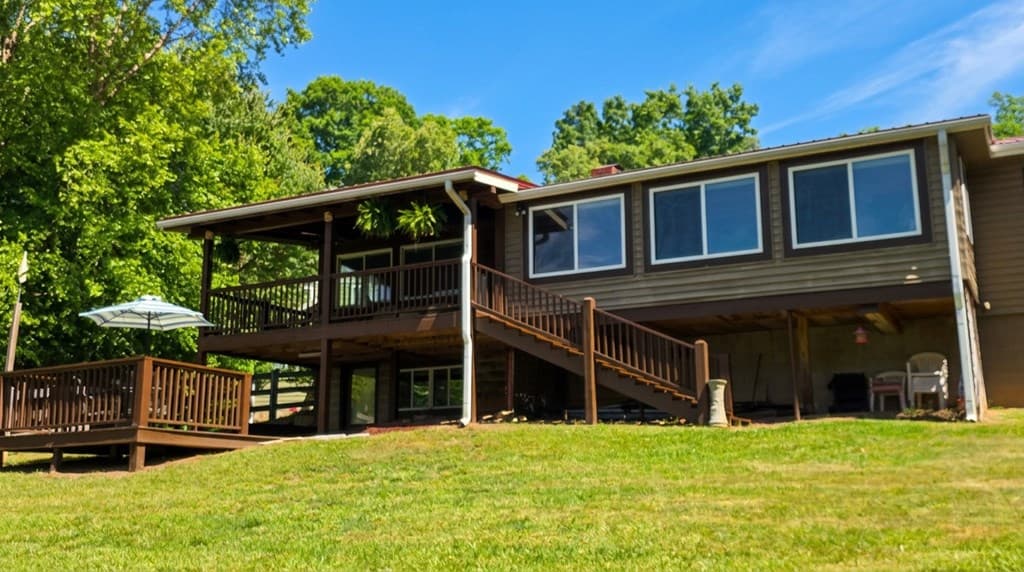 1693 Chatuge Shores, Hiawassee GA 30546 - Photo