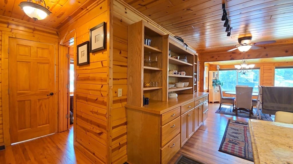 1693 Chatuge Shores, Hiawassee GA 30546 - Photo