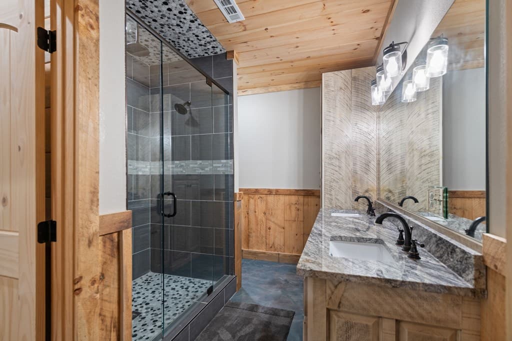 279 River Escape Drive, Ellijay GA 30540 - Photo