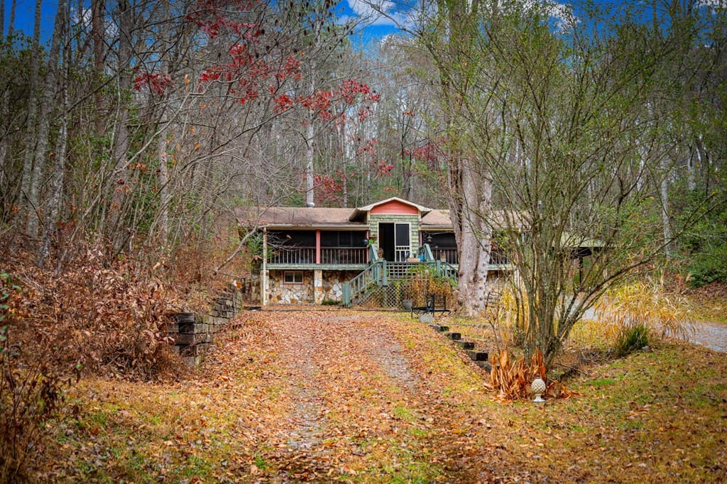 208 Bullen Gap Road, Blue Ridge GA 30513 - Photo