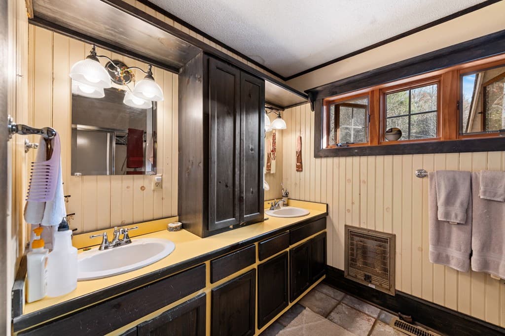 208 Bullen Gap Road, Blue Ridge GA 30513 - Photo