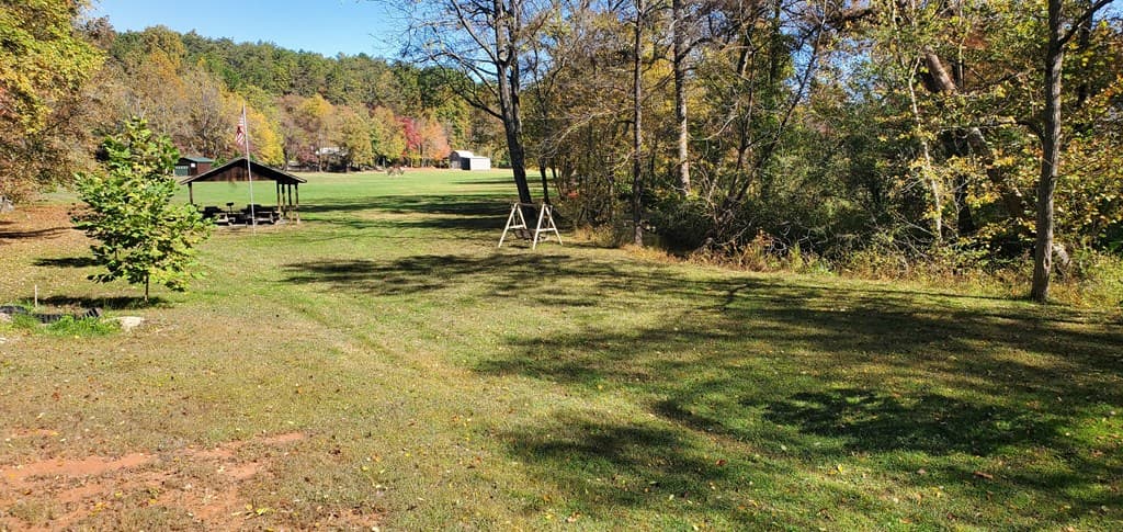 36 & 38 Squirrel Hunting, Ellijay GA 30536 - Photo