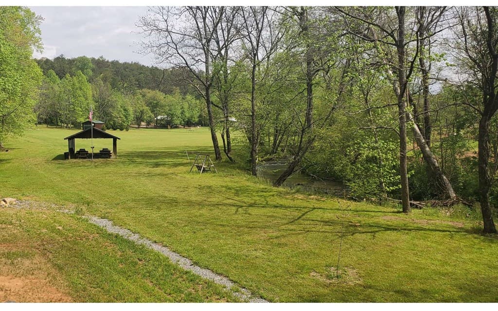 36 & 38 Squirrel Hunting, Ellijay GA 30536 - Photo