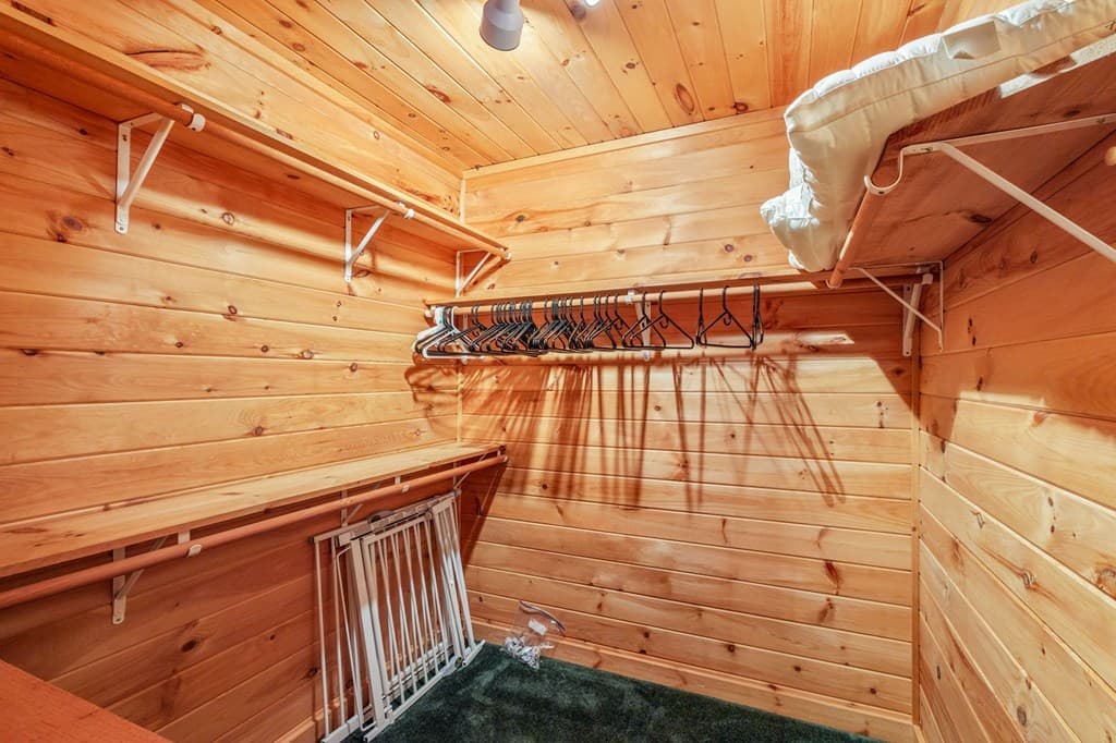 220 Blue Ridge Trails, Morganton GA 30560 - Photo