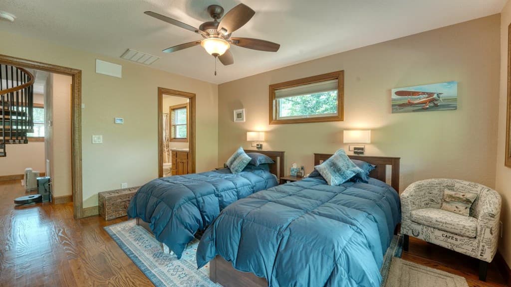 515 Barlow Fields Drive, Hayesville NC 28904 - Photo
