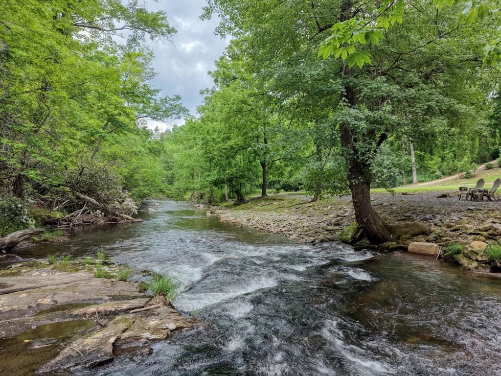 515 Barlow Fields Drive, Hayesville NC 28904 - Photo