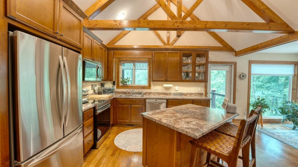 515 Barlow Fields Drive, Hayesville NC 28904 - Photo