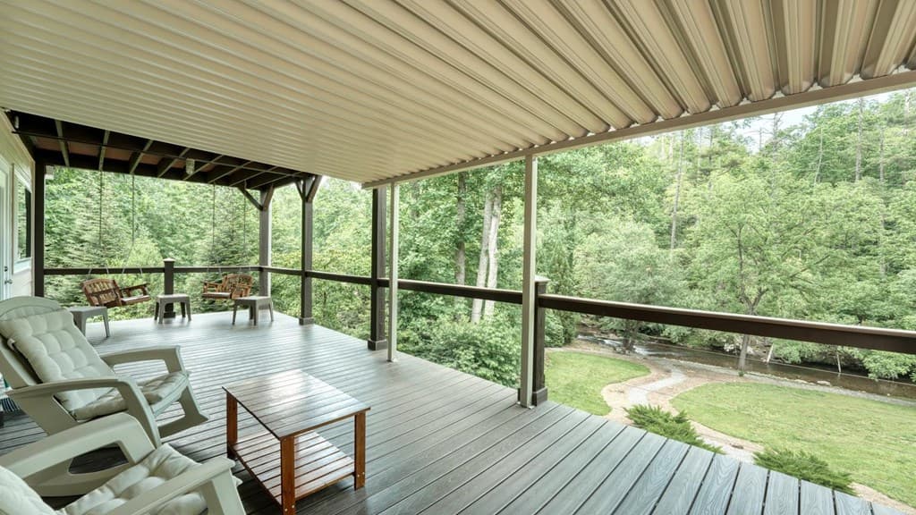 515 Barlow Fields Drive, Hayesville NC 28904 - Photo