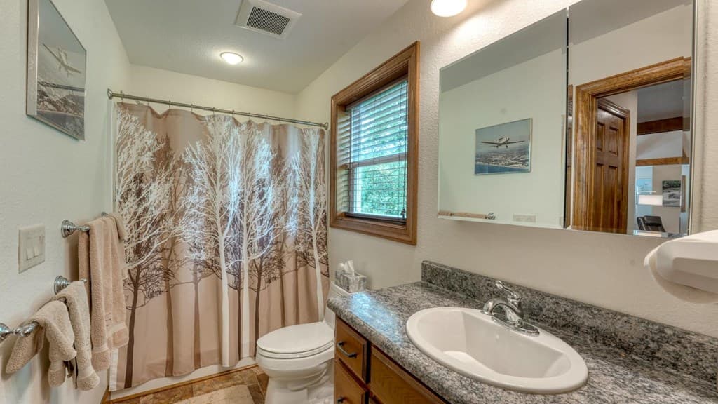 515 Barlow Fields Drive, Hayesville NC 28904 - Photo