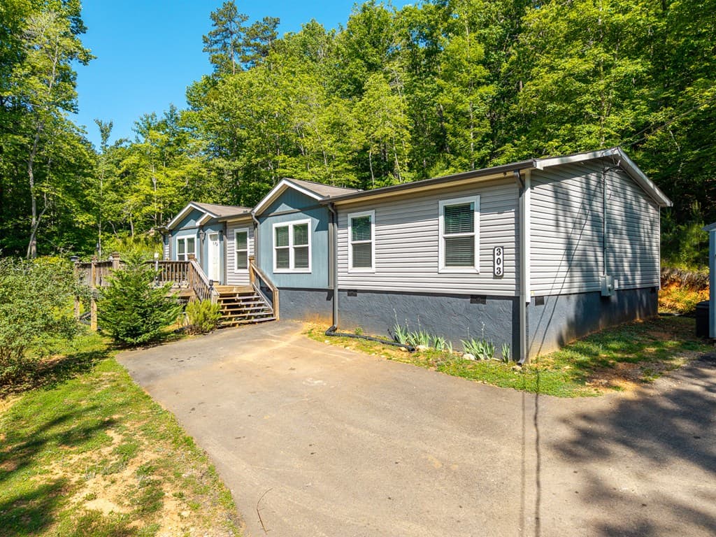 303 Rose Wood Lane, Ellijay GA 30540 - Photo