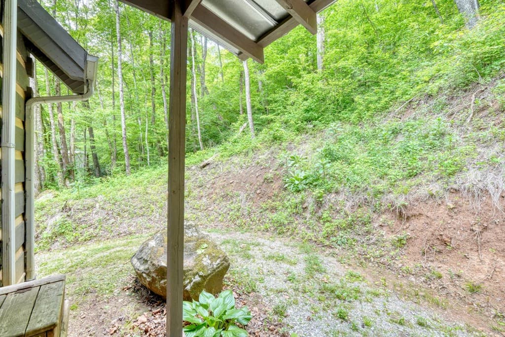 180 Dream Catcher Cove, Hayesville NC 28904 - Photo