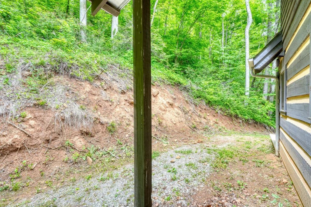 180 Dream Catcher Cove, Hayesville NC 28904 - Photo