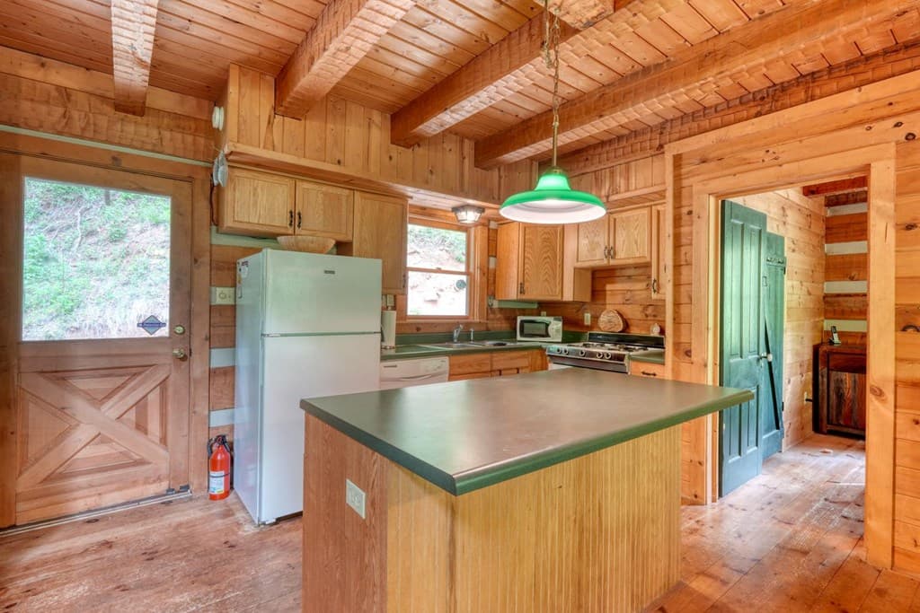 180 Dream Catcher Cove, Hayesville NC 28904 - Photo
