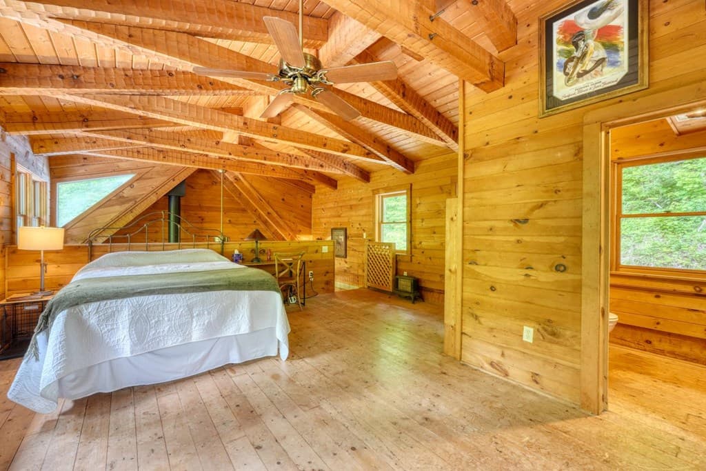 180 Dream Catcher Cove, Hayesville NC 28904 - Photo