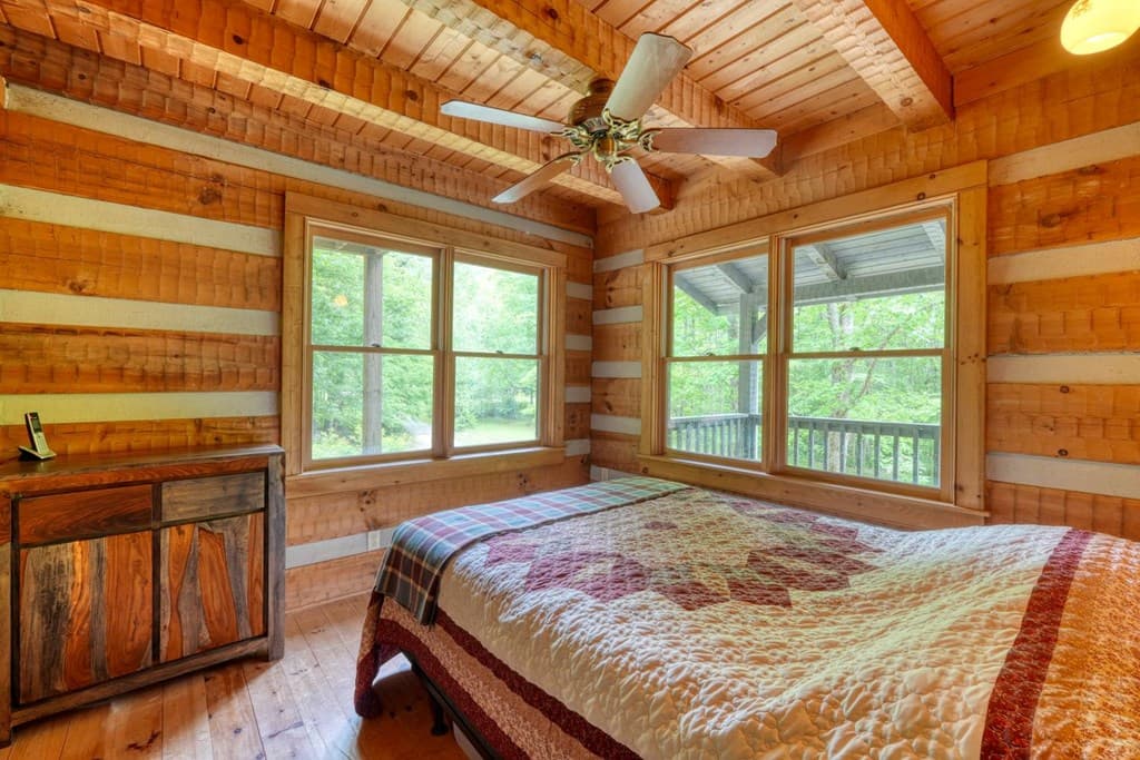 180 Dream Catcher Cove, Hayesville NC 28904 - Photo