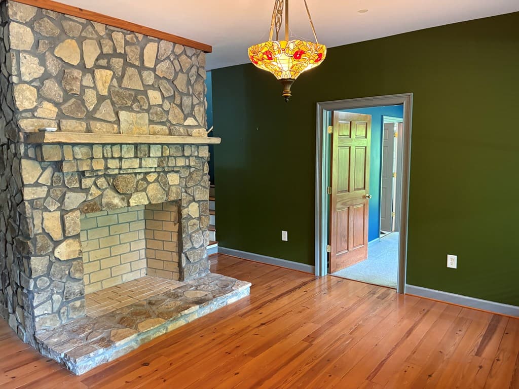 190 N Poplar Drive, Jasper GA 30143 - Photo