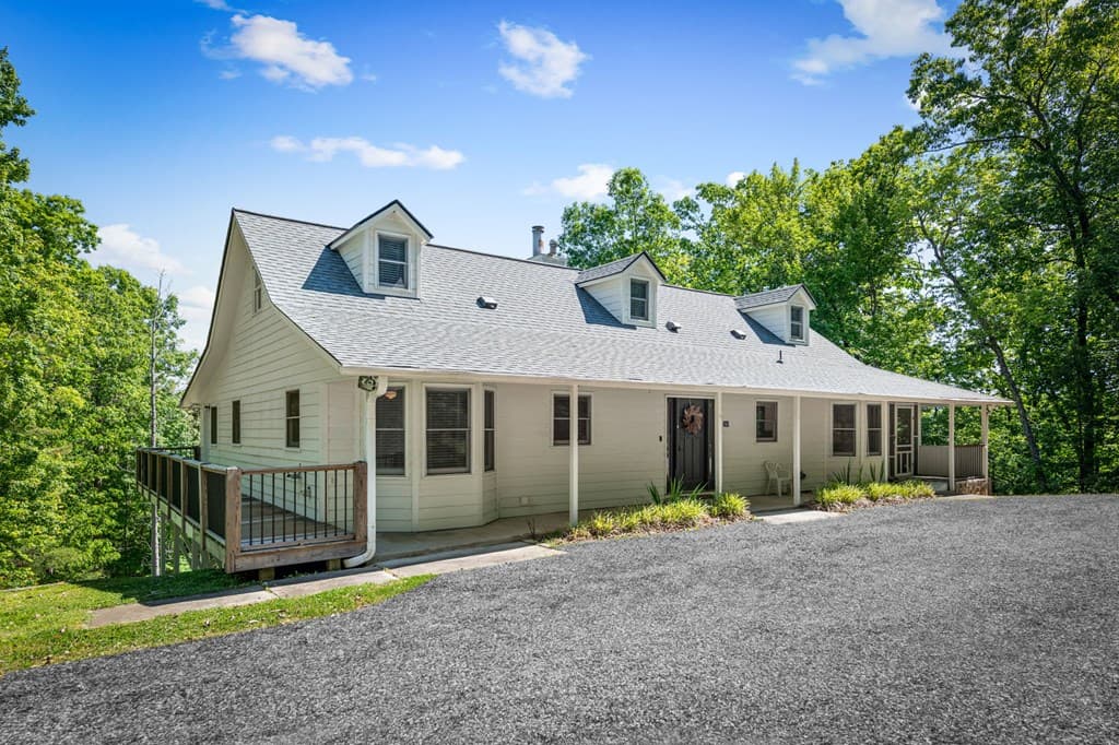 760 River Bend Lane, Blue Ridge GA 30513 - Photo