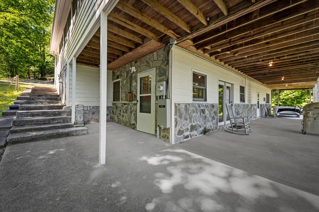 760 River Bend Lane, Blue Ridge GA 30513 - Photo