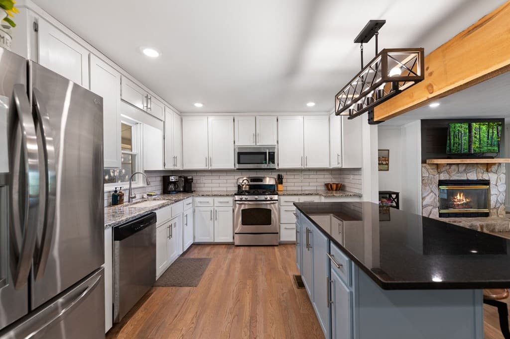 760 River Bend Lane, Blue Ridge GA 30513 - Photo
