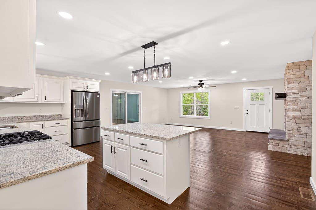 21512 N Hwy 515, Blue Ridge GA 30513 - Photo