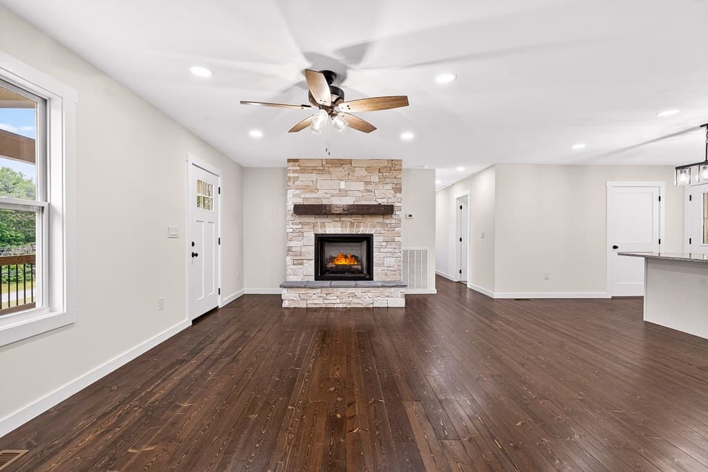 21512 N Hwy 515, Blue Ridge GA 30513 - Photo