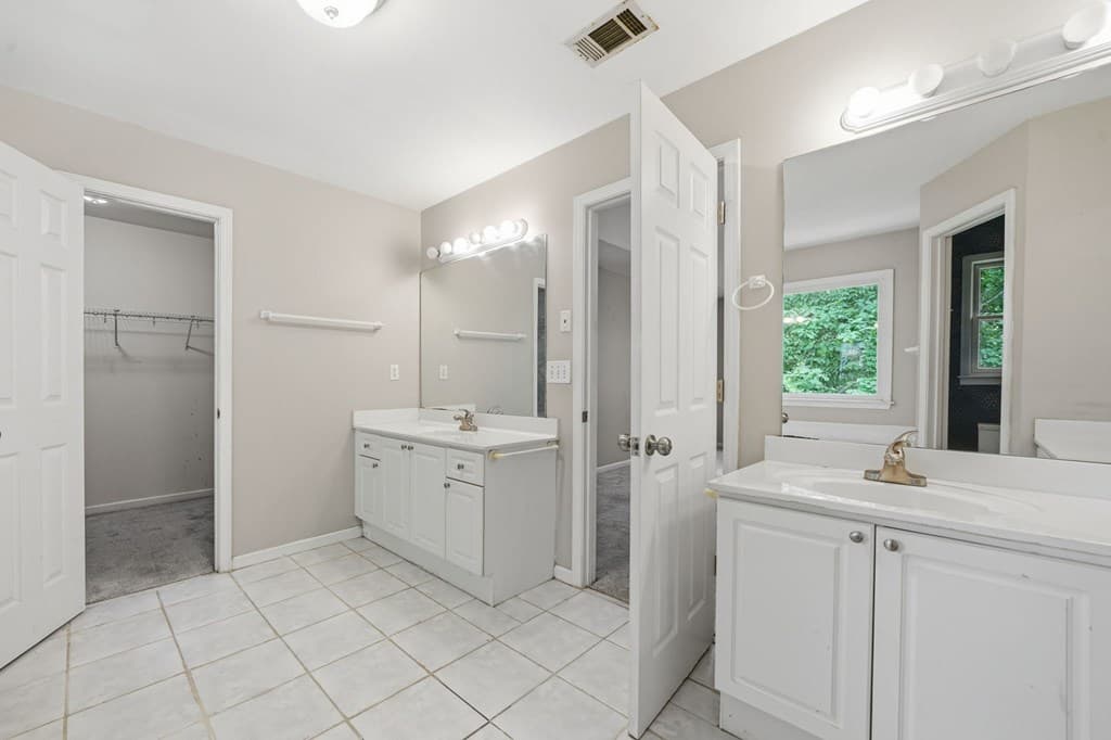 705 Ambur Cove Way, Lawrenceville GA 30043 - Photo