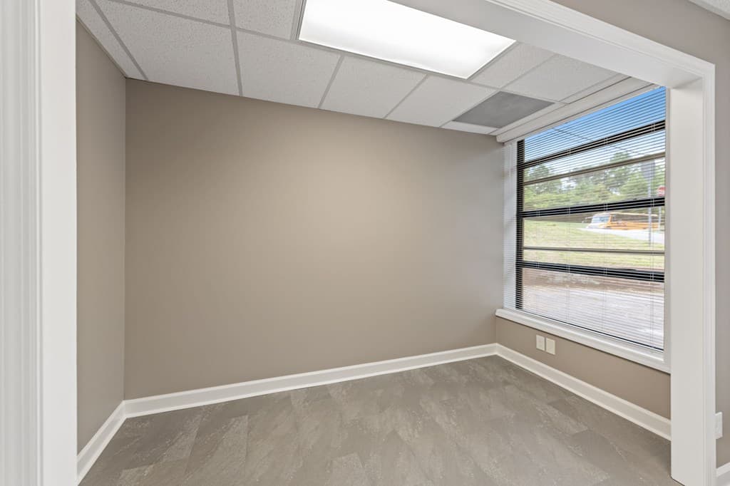 990 E East Main St #8, Blue Ridge GA 30513 - Photo