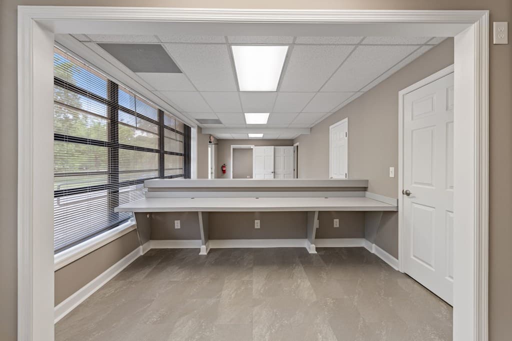 990 E East Main St #8, Blue Ridge GA 30513 - Photo