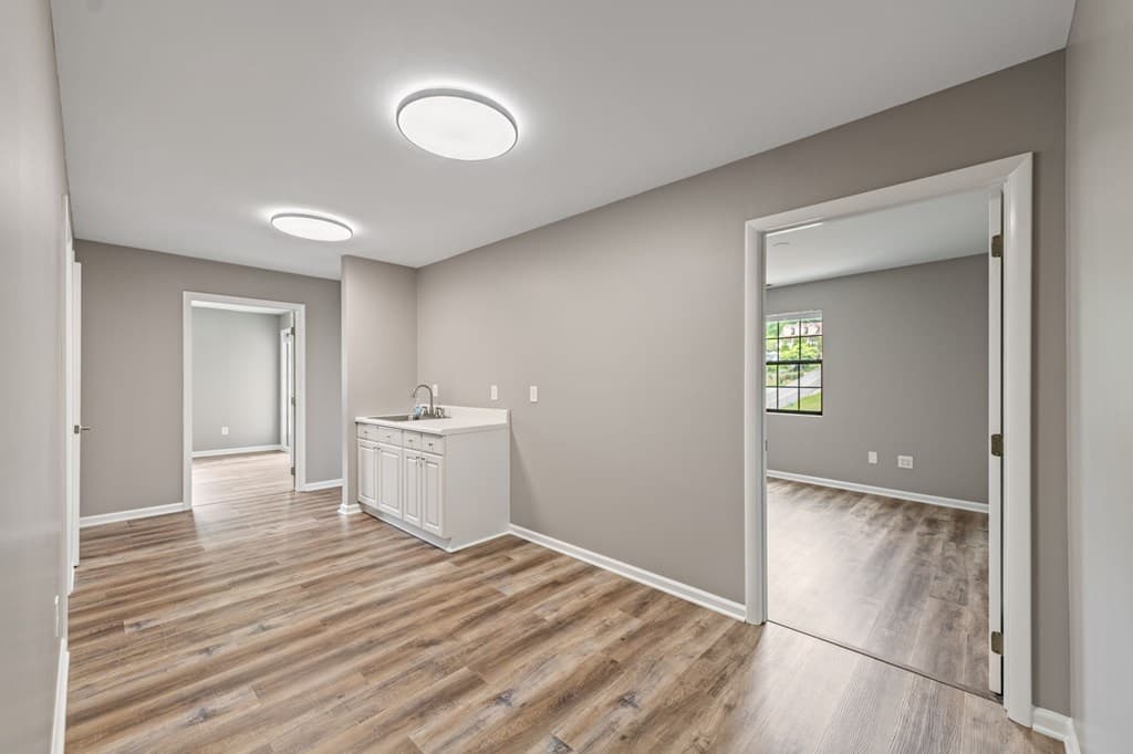 990 East Main St #4, Blue Ridge GA 30513 - Photo