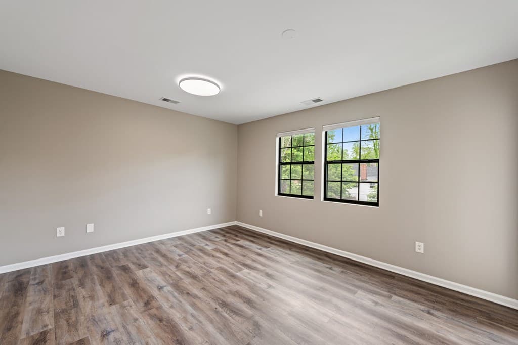 990 East Main St #4, Blue Ridge GA 30513 - Photo